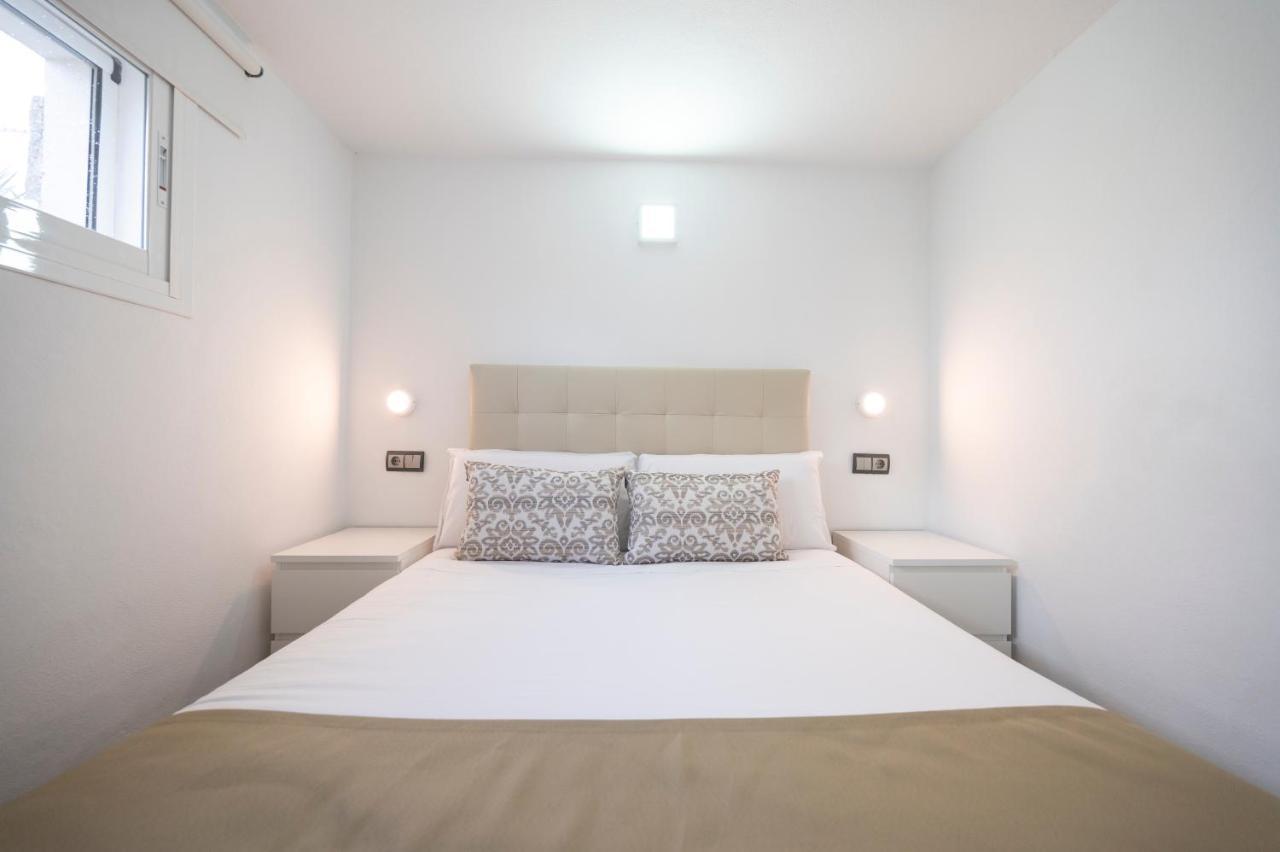 Apartamentos Blanco Sol Cala Vadella  Exterior photo